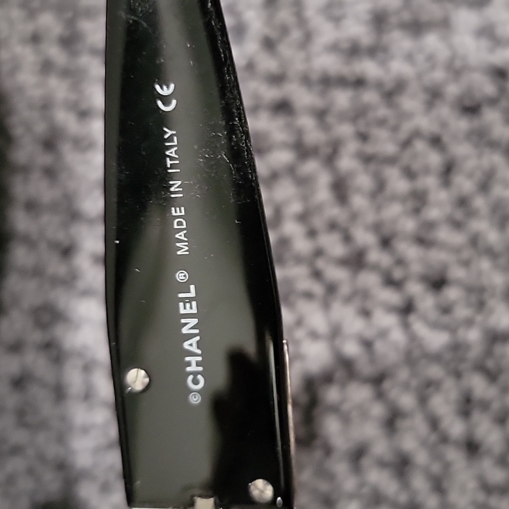 Chanel sunglasses with stones - Picture 4 of 5